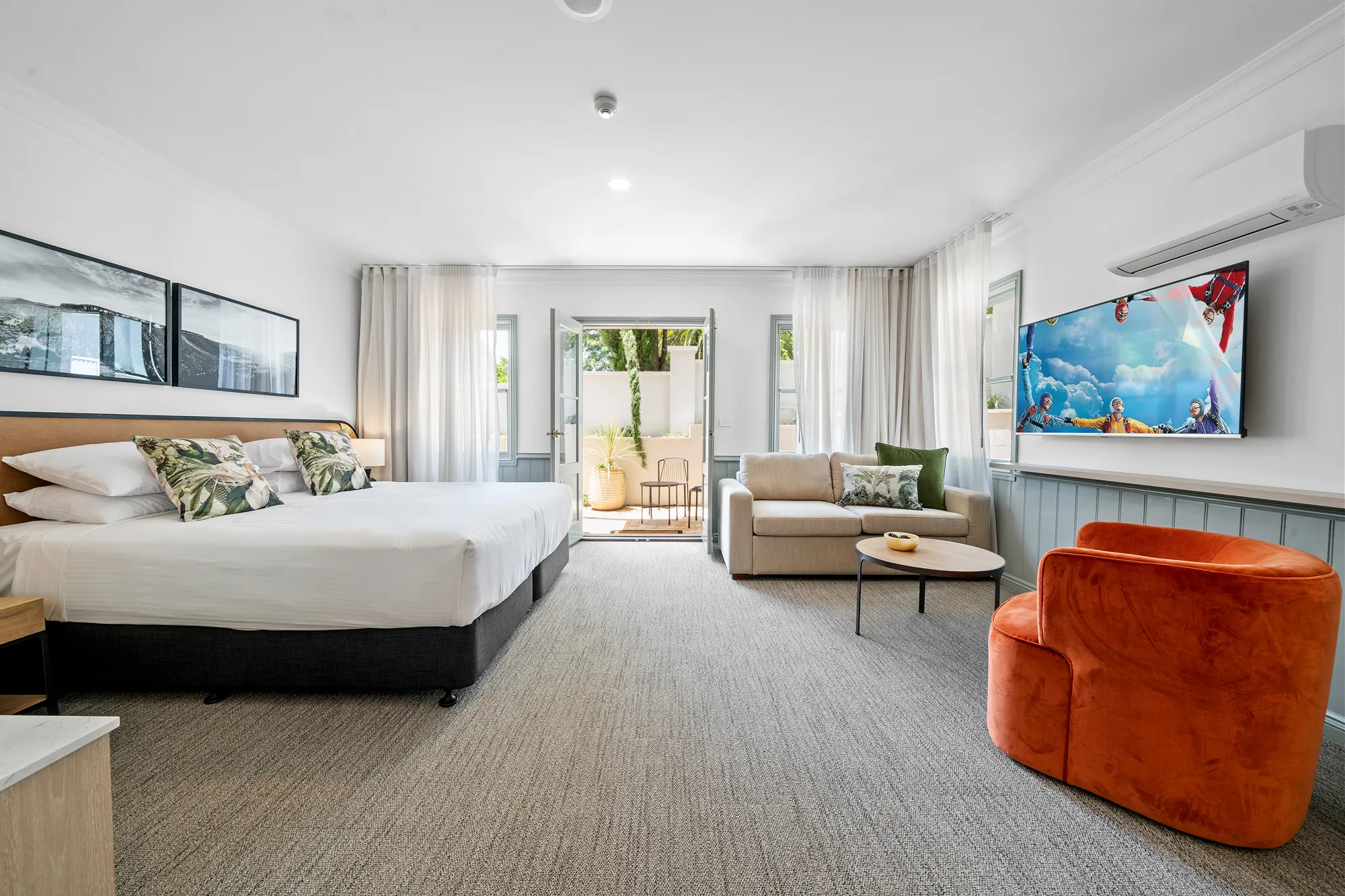 Wildes Boutique Hotel guest room with garden outlook, Kangaroo Valley